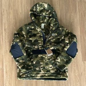 NWT Northface Campshire Pullover